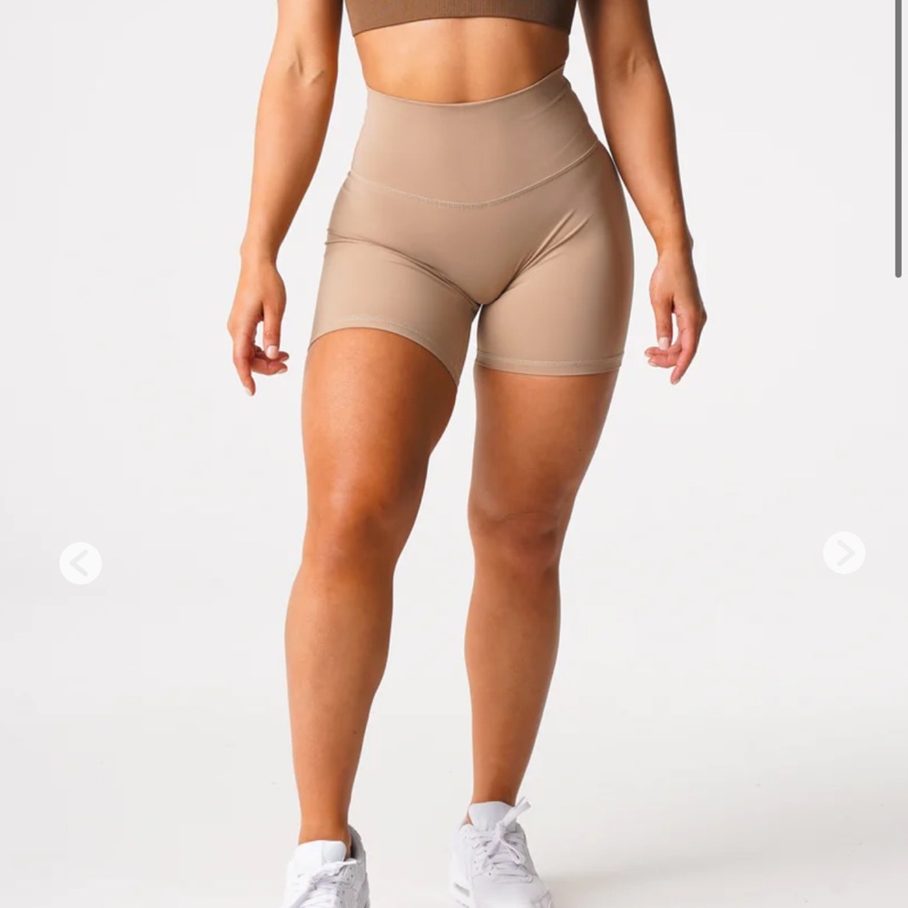 NVGTN Latte Signature Shorts - Picture 3 of 3